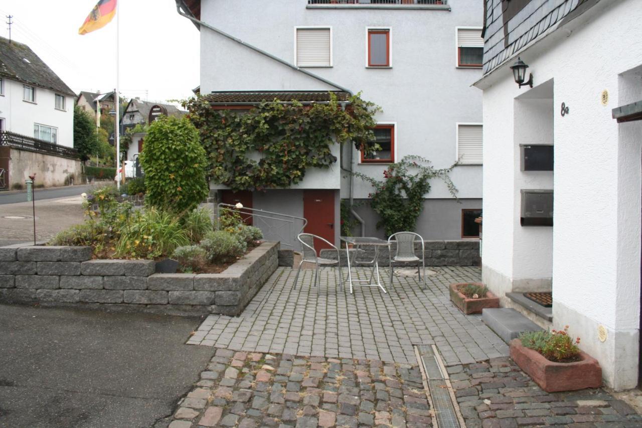 Romantische Ferienwohnung Rheingold 50 Qm Fuer 2 Bis 4 P Bacharach Exterior photo